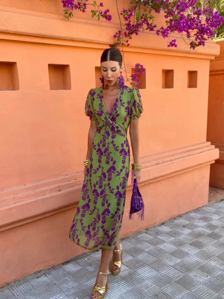 Victoria™ | Sophisticated Spring dress